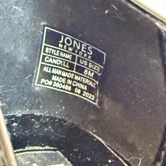 Jones New York Black Patent Leather Heels - Picture 13 of 13